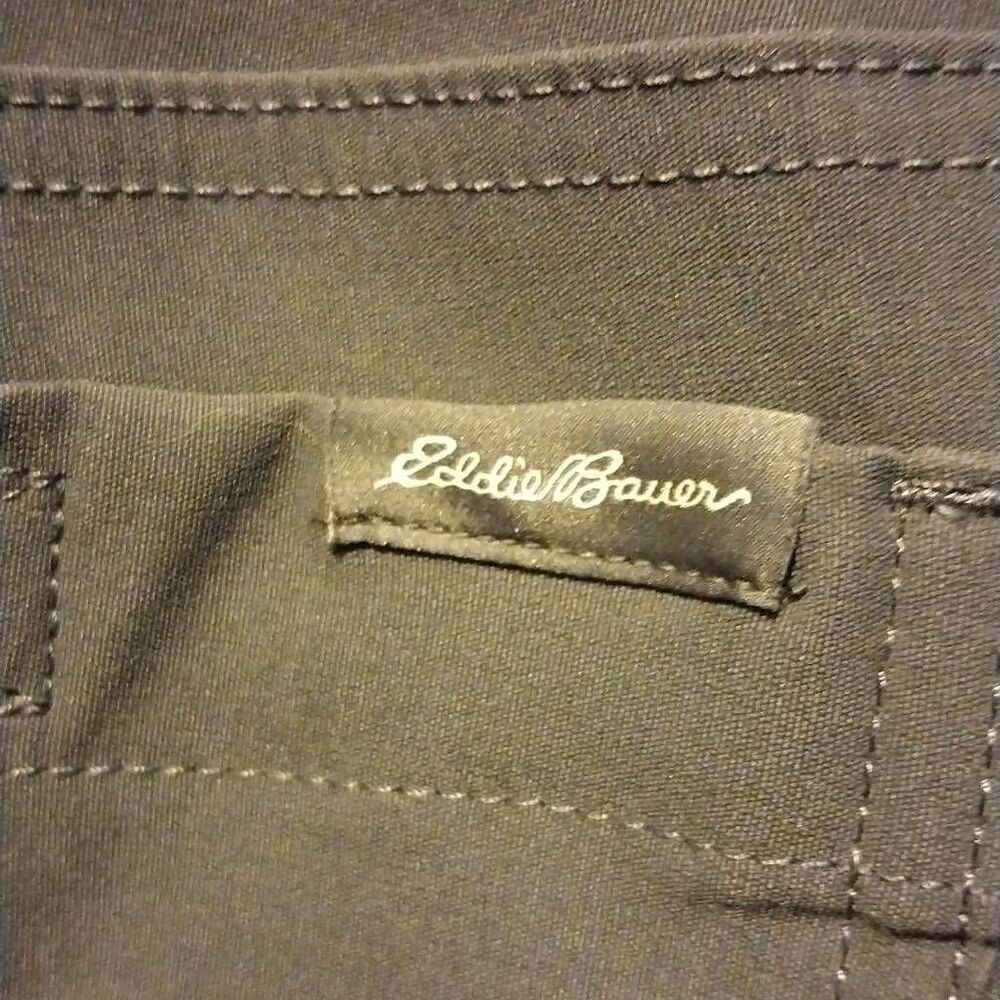 Eddie Bauer NWOT Men's Rainer Shorts Size 40